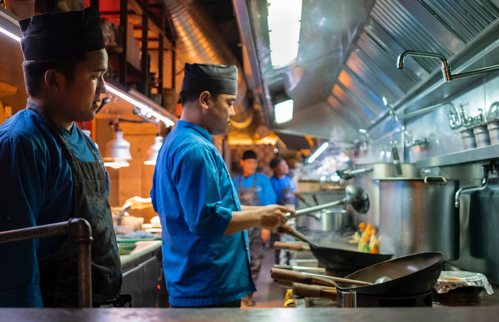 How to use a Japanese iron steel wok