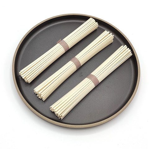 japanese Udon noodles Sanuki serving